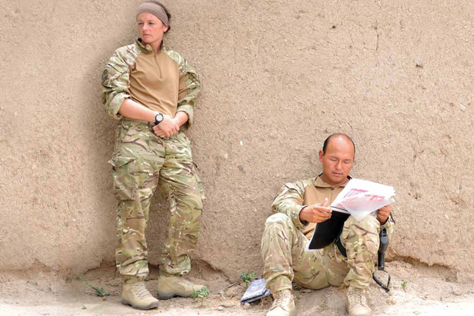 Army Education Officers teach Gurkhas in Helmand