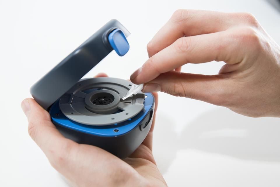 Entia: hand-held blood-testing lab for cancer care patients
