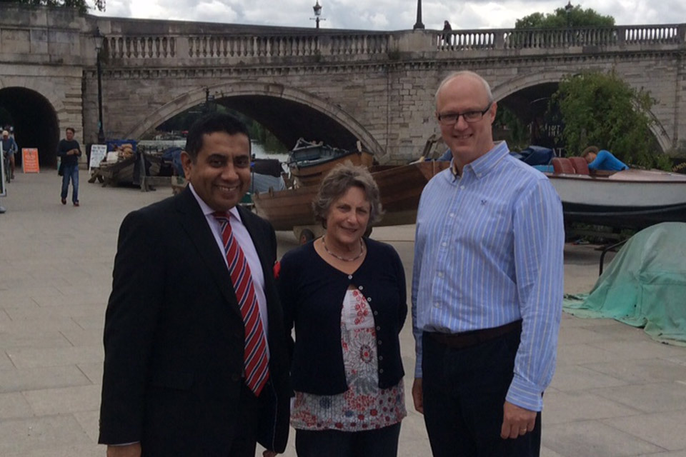 Lord Ahmad sees Richmond’s cycle plan in action