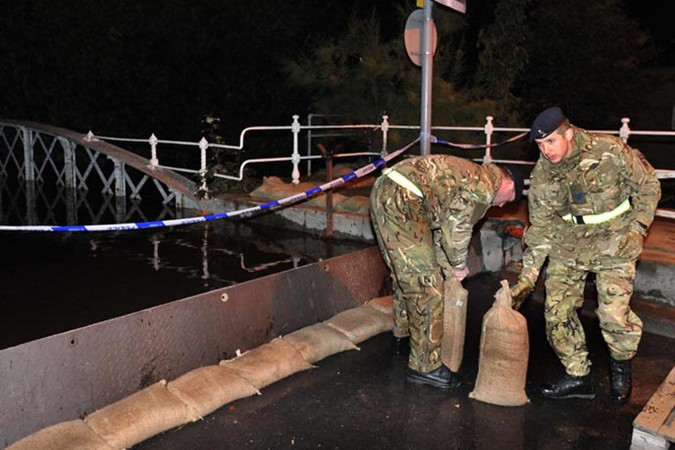 Army signallers assist the flood relief effort in North Yorkshire