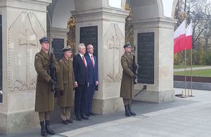 Secretary of State, David Davis, visits the Tomb of the Unknown Soldier