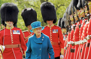 Her Majesty The Queen inspects soldiers