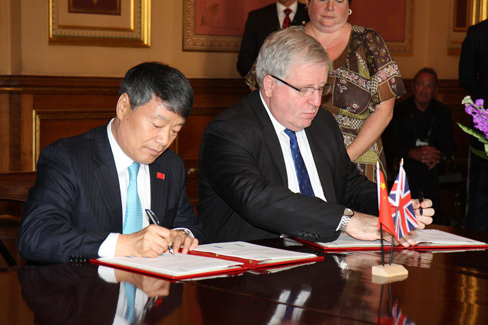 UK and China sign Memorandum of Understanding on rail
