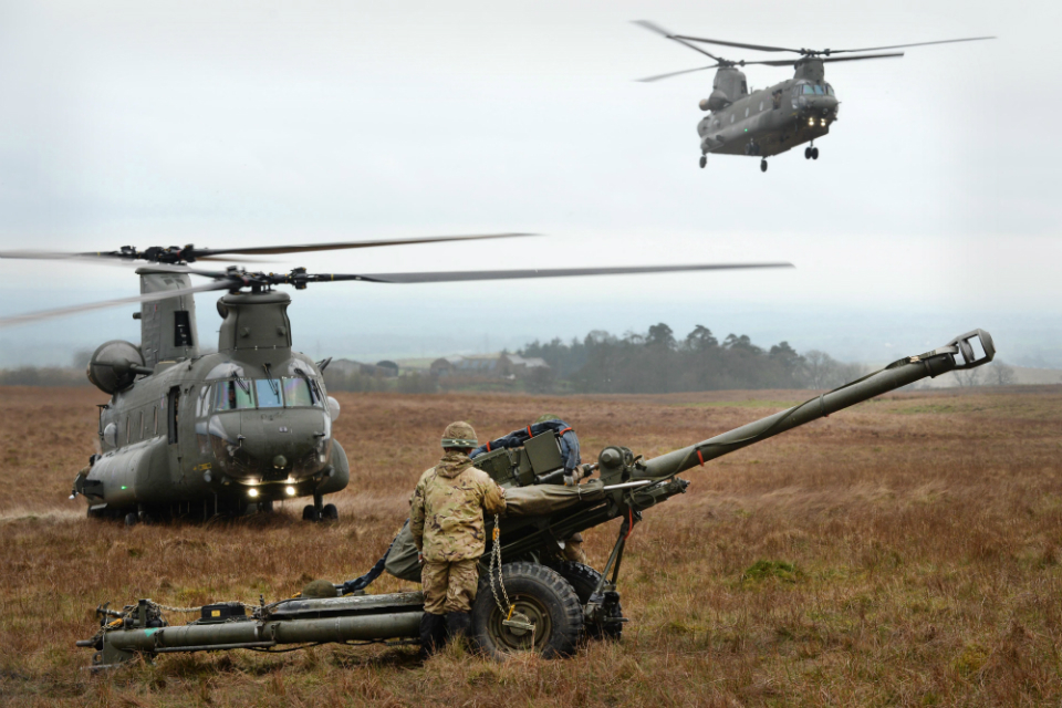 UK agrees closer working on NATO military exercises