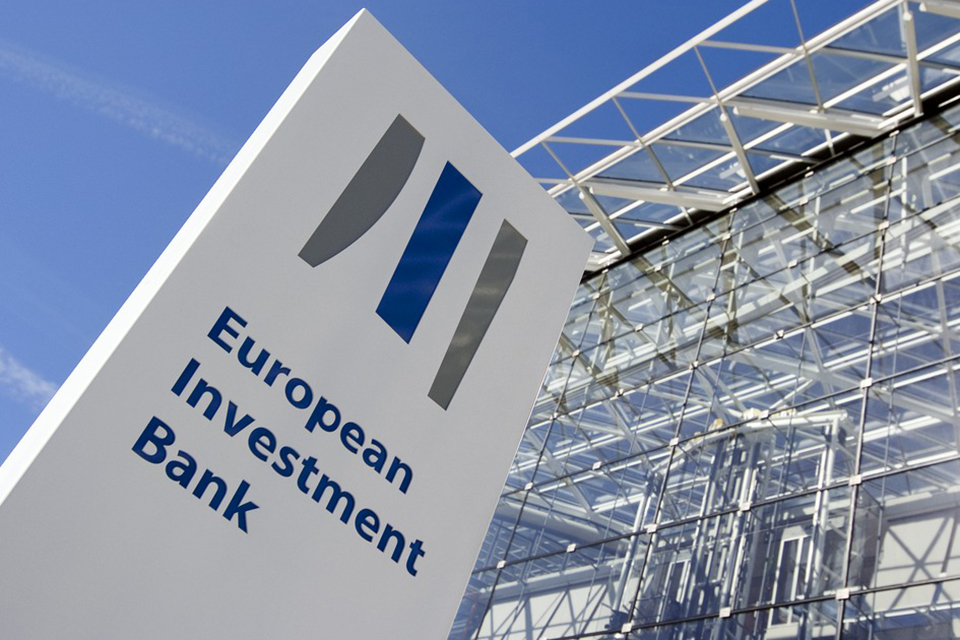 New figures show record European Investment Bank investment in UK in 2015