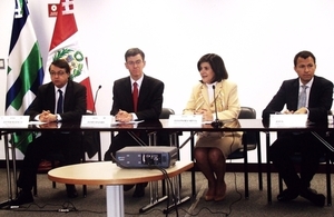 HMA James Dauris (second from left), present at the opening of the CAF-BE Lima-ProInversión seminar.