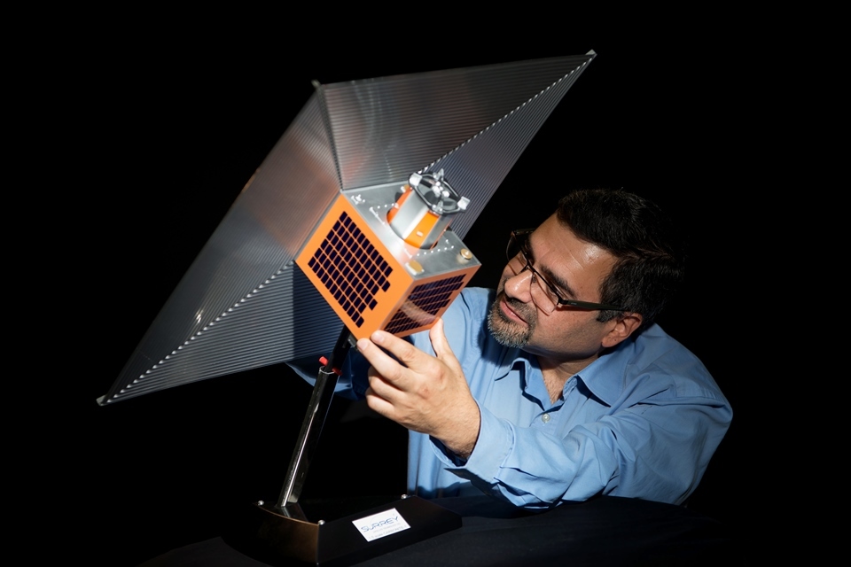 Dstl scientists tackle growing problem of space junk