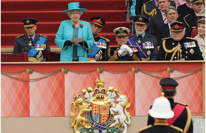 Her Majesty The Queen delivers a speech during the Armed Forces Diamond Jubilee Parade and Muster [Picture: Corporal Lynny Cash, Crown Copyright/MOD 2012]