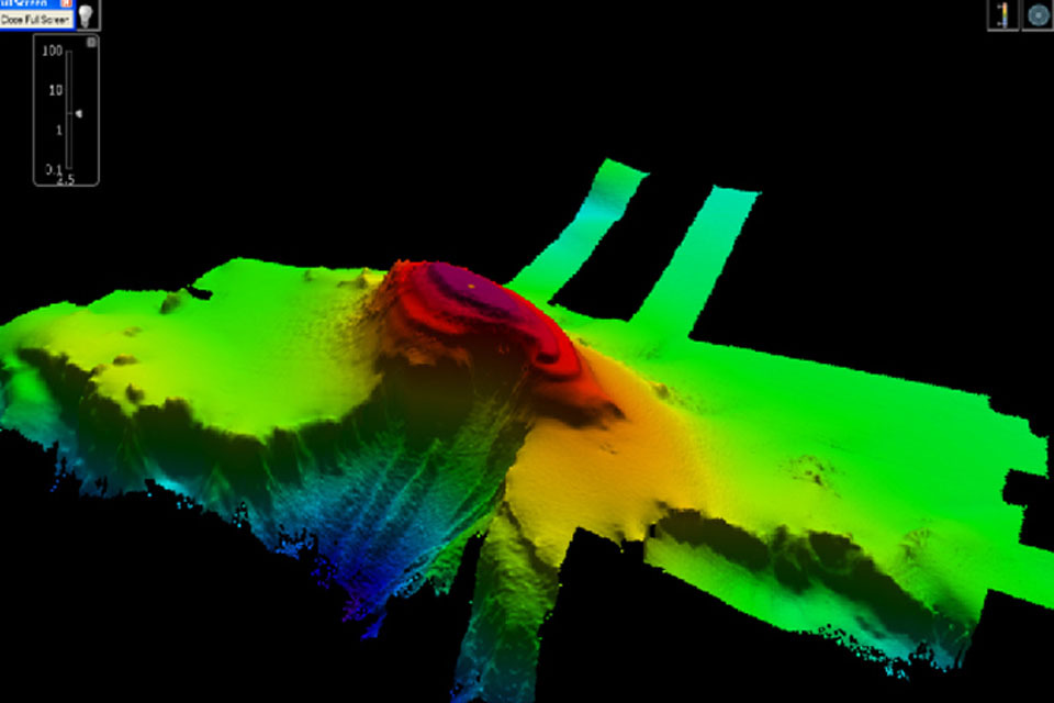 Royal Navy finds uncharted Red Sea mount