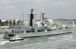 HMS Gloucester returns to her Portsmouth home for the last time