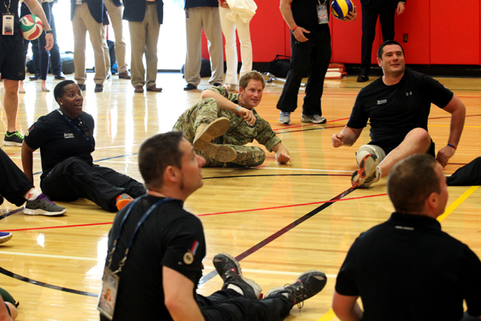 Prince Harry meets wounded UK heroes in US for Warrior Games