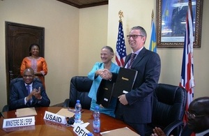 USAID and UK aid signed a partnership for primary education in the DRC