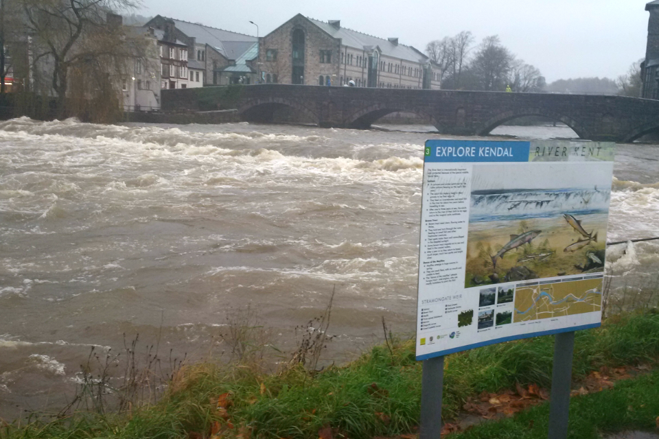 Environment Agency warns of ongoing flood threat in northern England