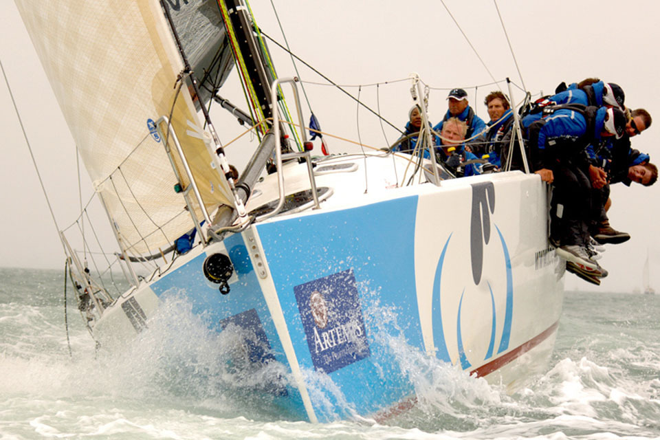 Injured Service personnel sail at Cowes Week