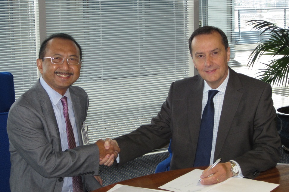 UK Export Finance agrees cooperation agreement with Indonesian export credit agency