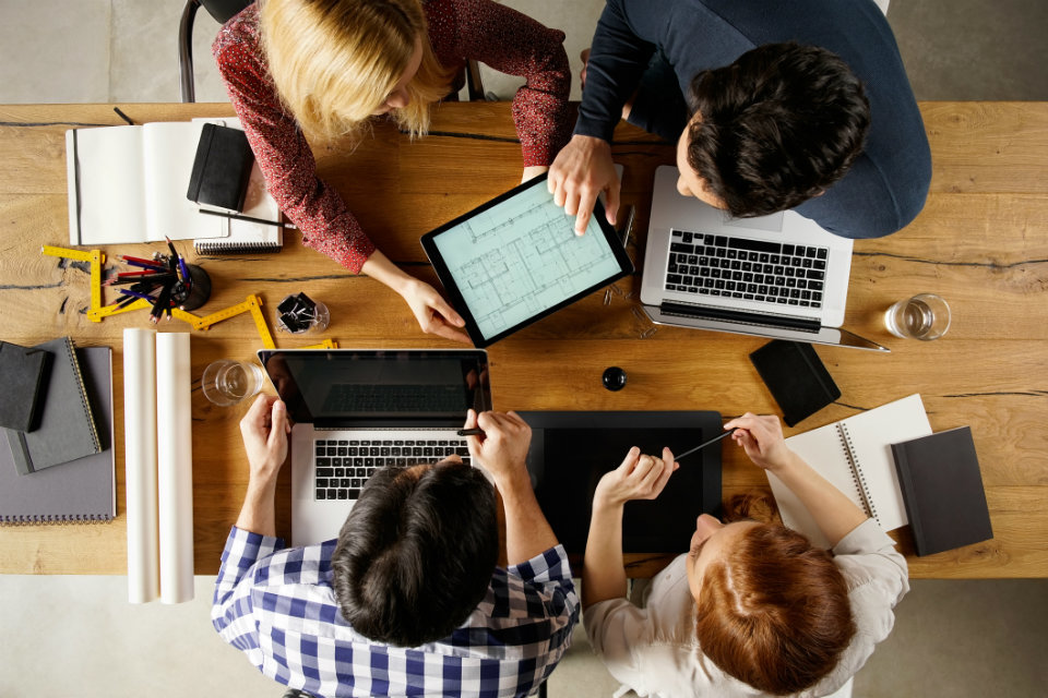 Local public health intelligence online community