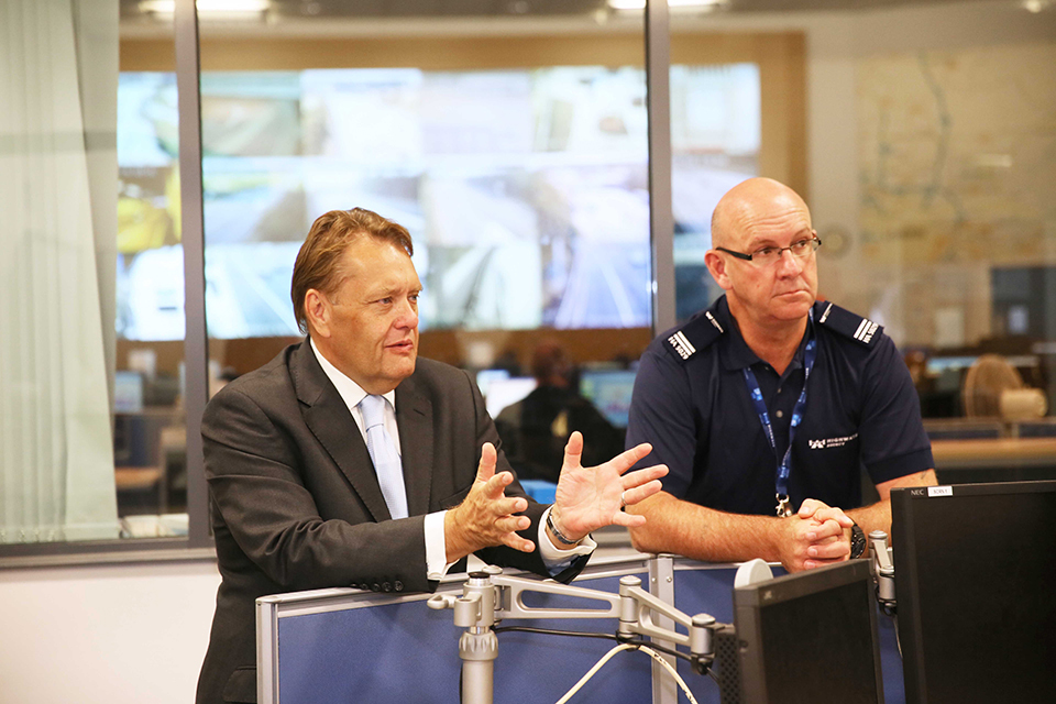 New transport minister inspects new generation of motorways