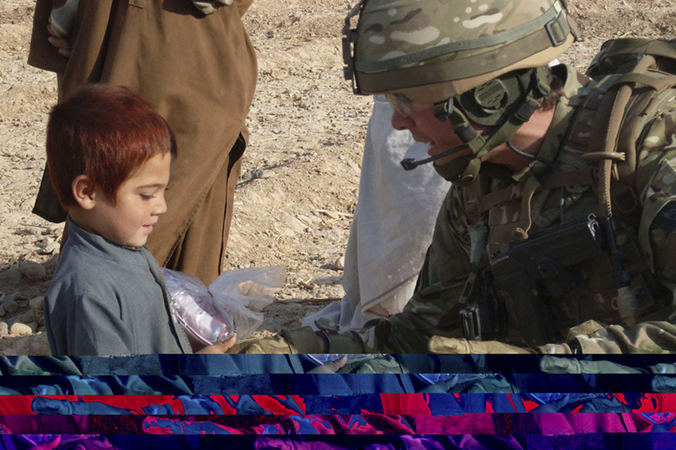 UK soldiers give Eid gifts to Afghan children