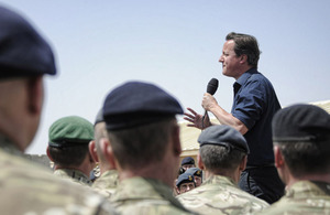 Prime Minister David Cameron speaking to ISAF personnel at Camp Bastion