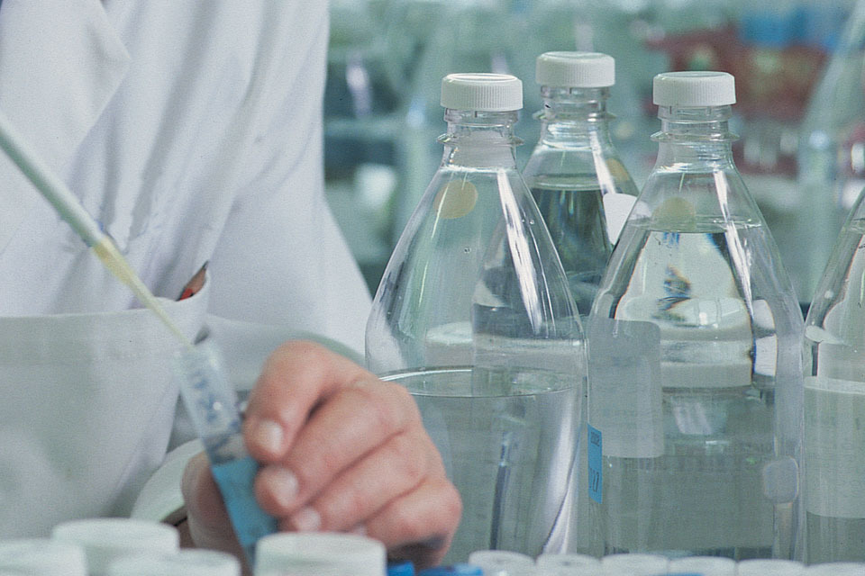 Food and Environment Research Agency: new business model