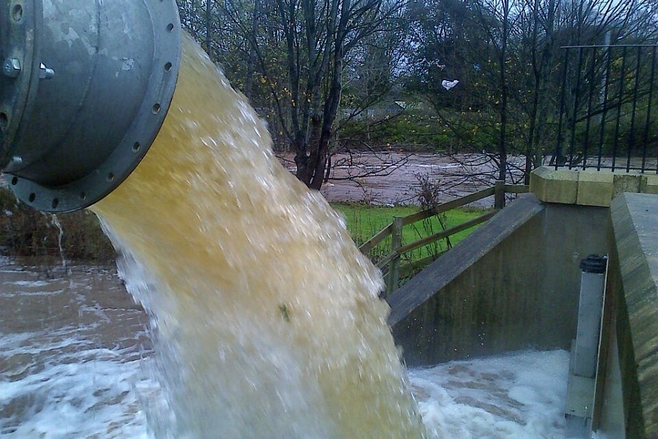 Flood risk recedes for northern England