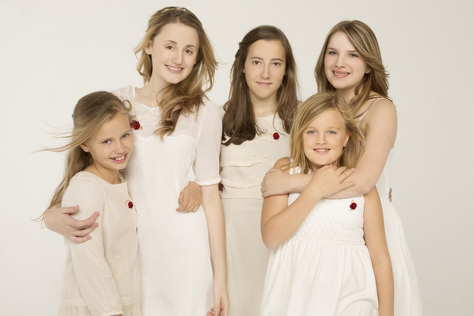 Pop stars launch Poppy Appeal