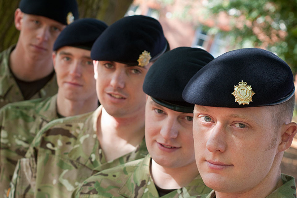 Soldiers commended by Canadian police for saving stab victim
