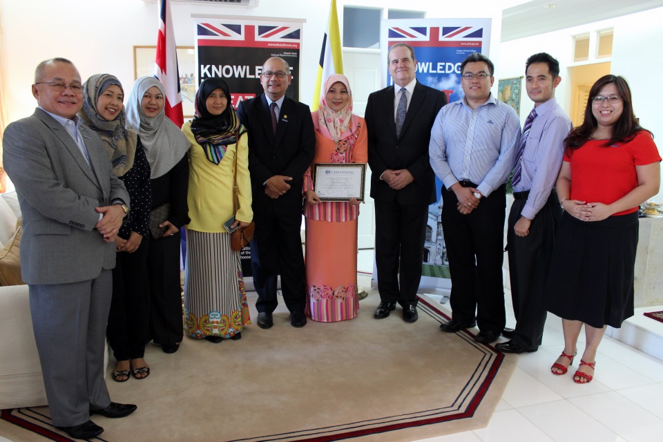 British High Commissioner David Campbell with Senior Superintendent Dinah and Brunei Chevening Alumni