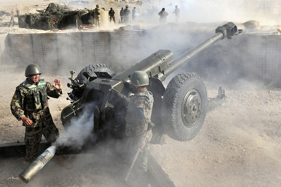 Afghan and Brit Gunners conduct first live firing exercise