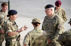 General Wall receives a briefing about redeployment from Lieutenant Colonel Ceri Morton [Picture: Corporal Si Longworth, Crown copyright]