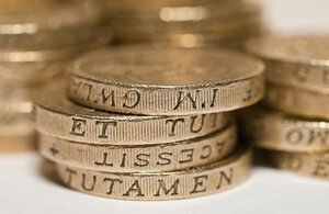 Pound coins (William Warby/CC BY 2.0)