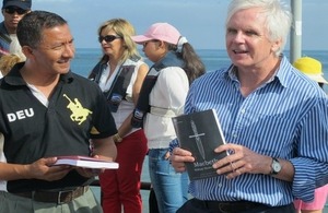 Ambassador Patrick Mullee in Puerto López