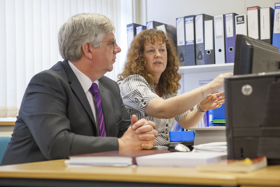 Government pledges to reduce teacher workload