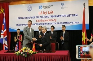 A Memorandum of Understanding on the Newton Programme Vietnam was signed in Hanoi on 3 June 2015 by British Ambassador to Vietnam Giles Lever and Minister of Science and Technology of Vietnam Nguyen Quan