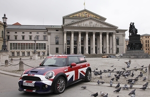 The GREAT Britain MINI at the Munich Opera House