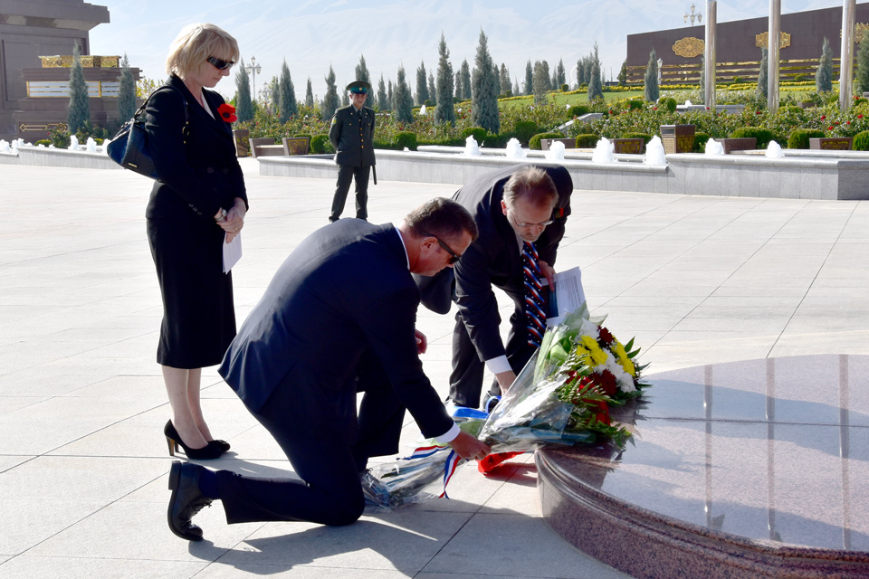 Remembrance Day commemorated in Ashgabat