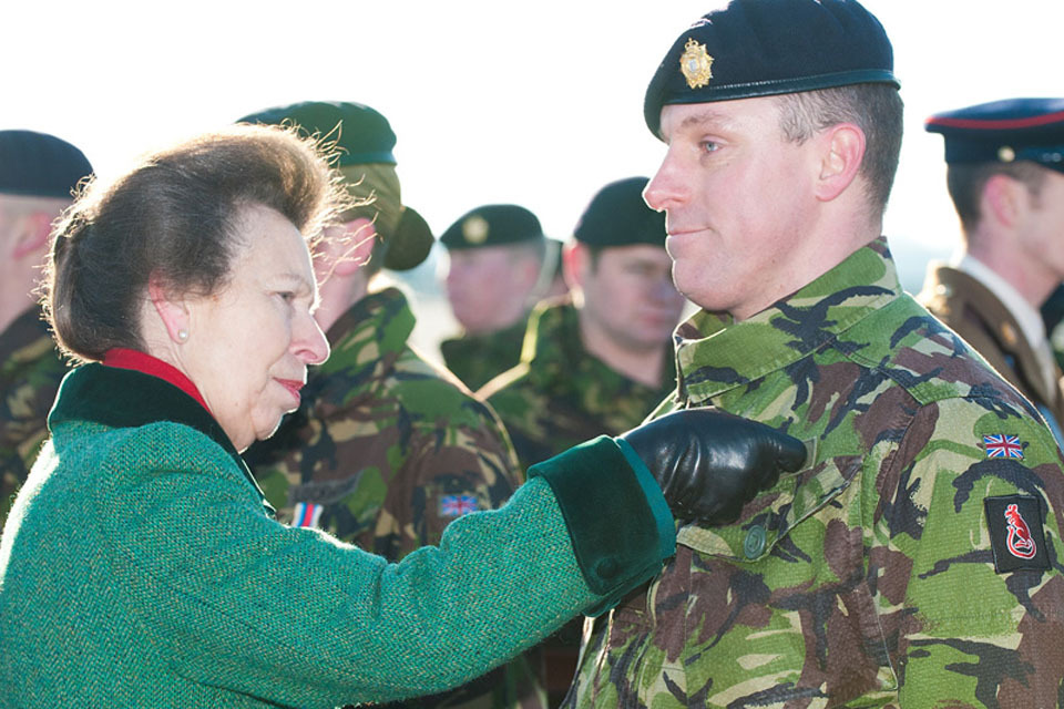 Princess Anne presents 2 LSR with Afghanistan campaign medals