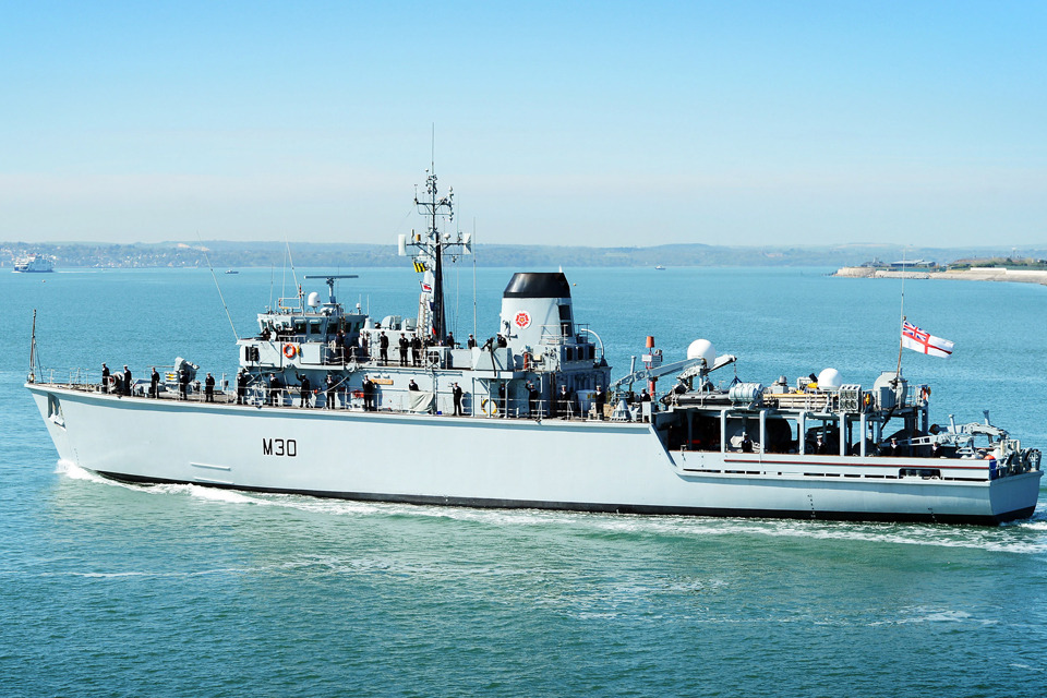 UK minehunter heads for the Med