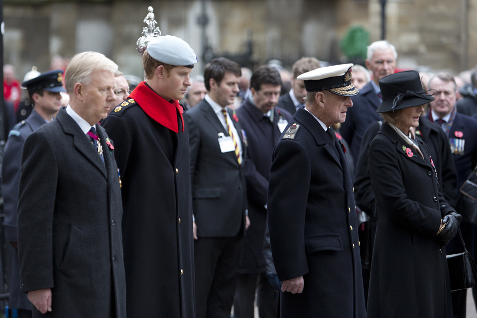 Armed Forces support London Poppy Day