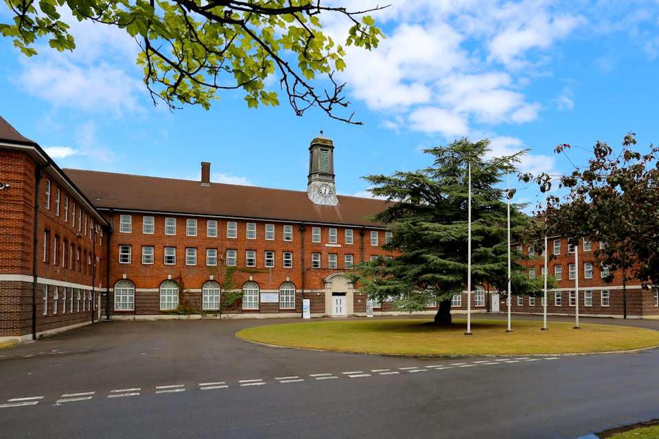 Existing Junior Ranks SLA recently refurbished into single rooms for 4 Armoured Medical Regiment. Photo: Crown Copyright 2015 