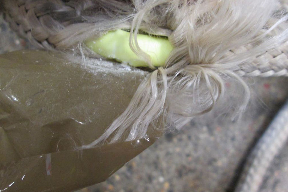 Cocaine found hidden in rope at Gatwick
