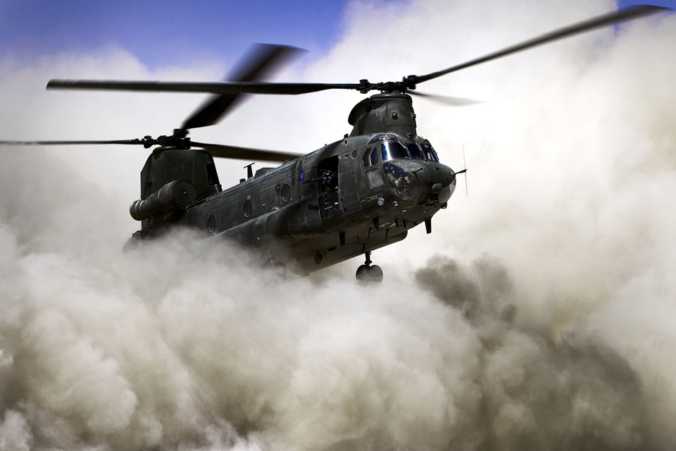Defence scientists investigate helicopter engine erosion