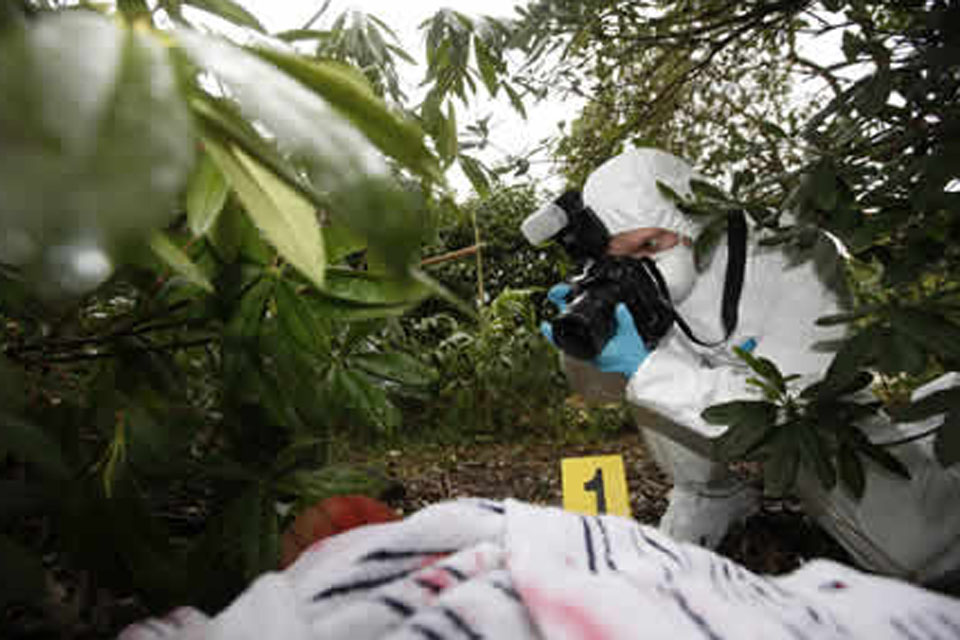 Army crime scene investigators are among the best-trained of their kind in Britain [Picture: Graeme Main, Crown Copyright/MOD 2010]