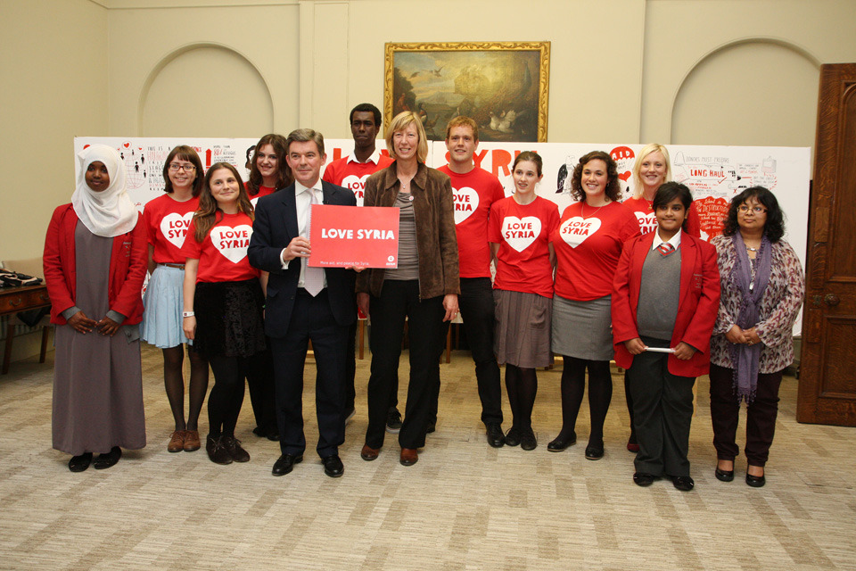 Fco minister meets oxfam campaigners to discuss syria