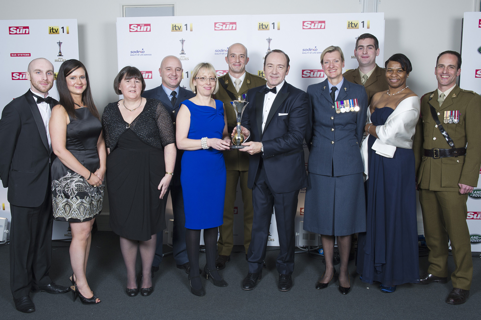 Staff from Headley Court Defence Medical Rehabilitation Centre with actor Kevin Spacey 
