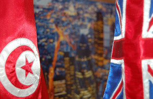 UK and Tunisia flags