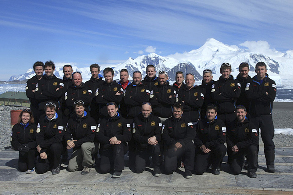 UK military expedition marks centenary of Scott reaching South Pole