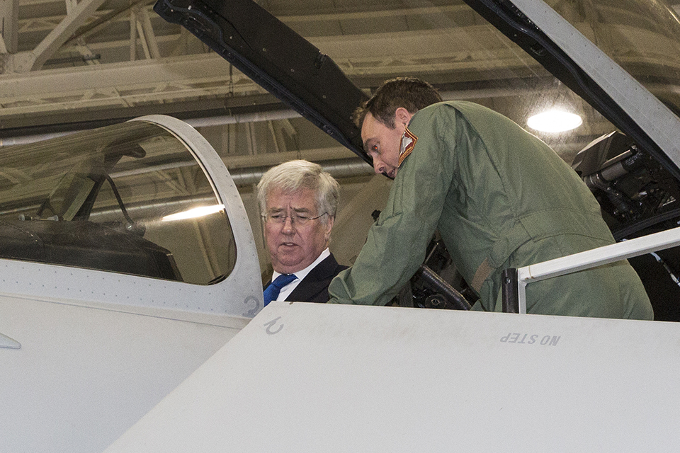 Defence Secretary meets with Nordic Baltic defence ministers