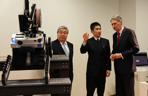 The Chancellor visited the Future Robotics Technology Centre, Chiba Institute of Technology