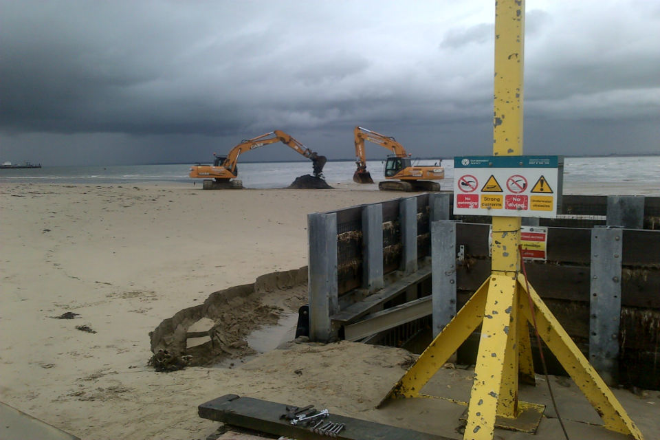 Environment Agency begins work on £5million Isle of Wight Flood Scheme